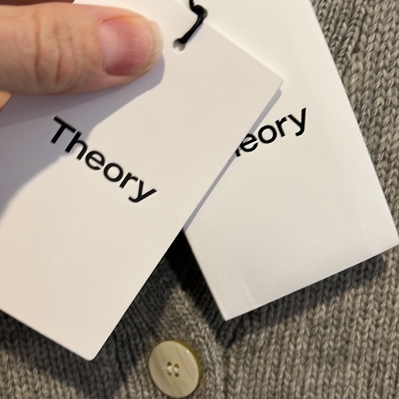 NWT Theory Wool & Cashmere Blend Cardigan Sweater Gray (Oatmeal) Soft & Warm P 0 - Picture 12 of 16